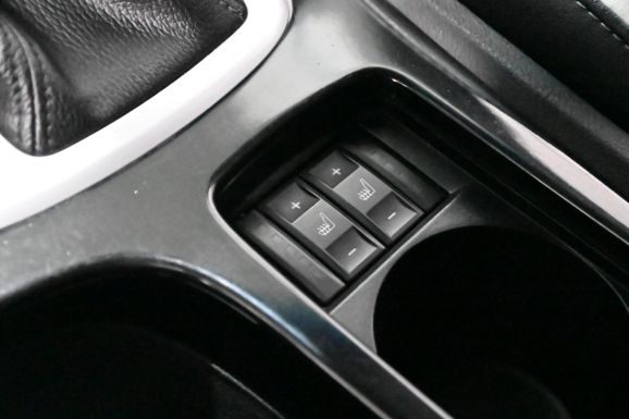 Ford Mondeo, 2.0 л, Робот, 2012 фото 1