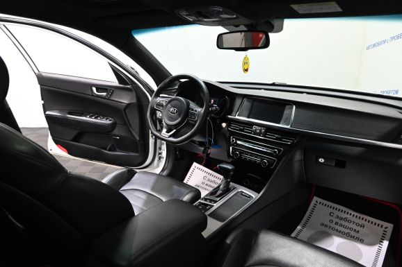 Kia Optima, 2.4 л, АТ, 2017 фото 9