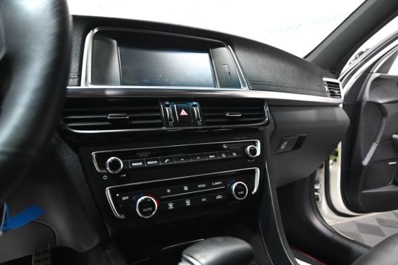 Kia Optima, 2.4 л, АТ, 2017 фото 2