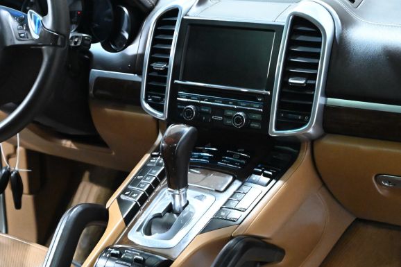 Porsche Cayenne, 3.6 л, АТ, 2013 фото 13