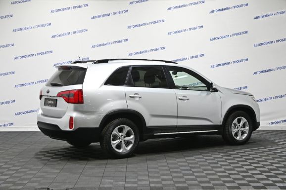Kia Sorento, 2.2 л, АТ, 2013 фото 4