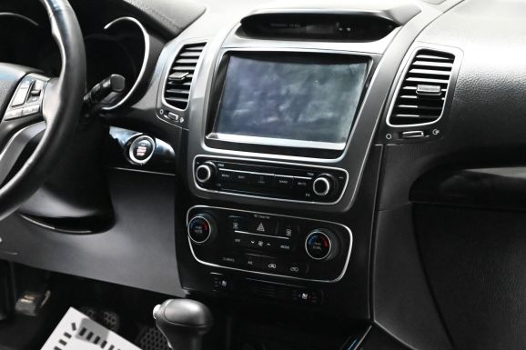 Kia Sorento, 2.2 л, АТ, 2013 фото 13