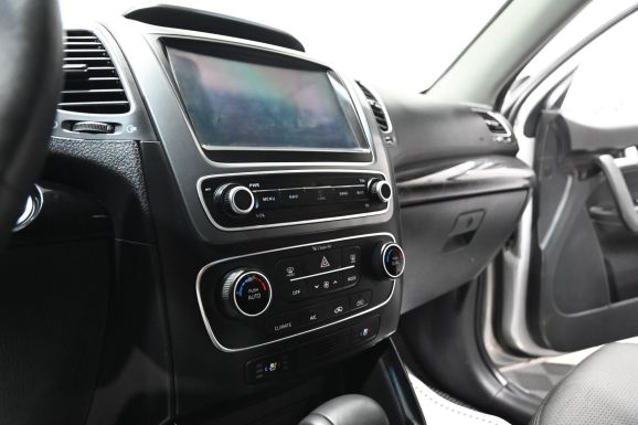 Kia Sorento, 2.2 л, АТ, 2013 фото 2