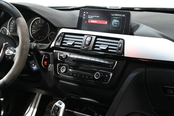 BMW 3 серии, 2.0 л, АТ, 2015 фото 10