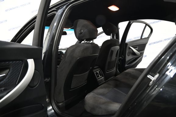 BMW 3 серии, 2.0 л, АТ, 2015 фото 2