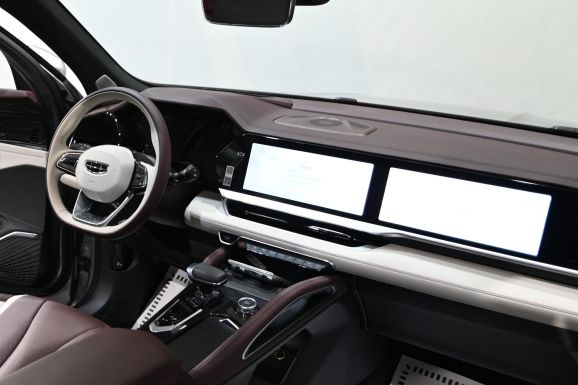 Geely Monjaro, 2.0 л, АТ, 2023 фото 8