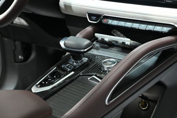 Geely Monjaro, 2.0 л, АТ, 2023 фото 15