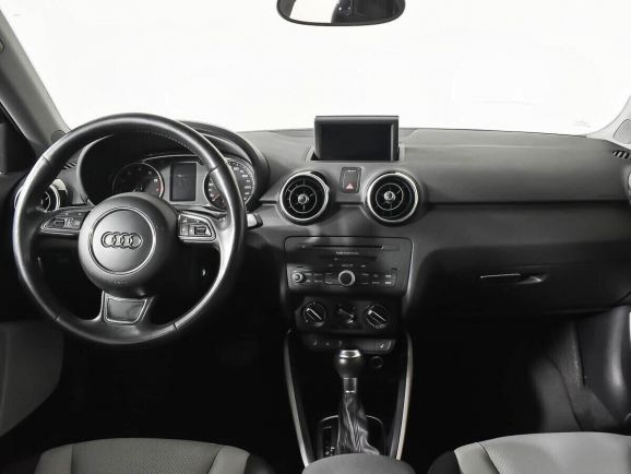 Audi A1, 1.4 л, Робот, 2013 фото 8