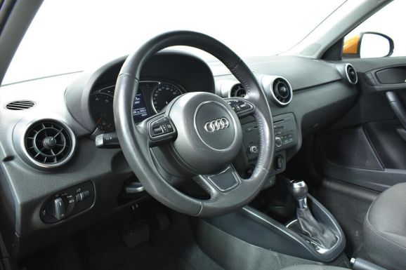 Audi A1, 1.4 л, Робот, 2015 фото 7