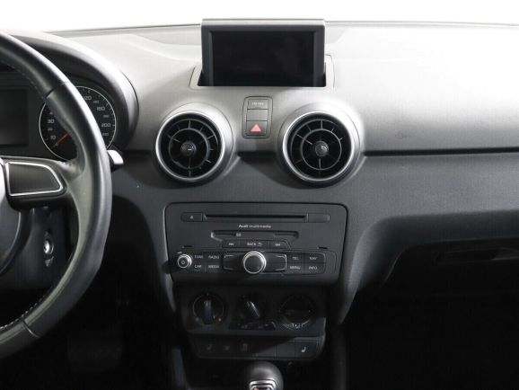 Audi A1, 1.4 л, Робот, 2014 фото 7