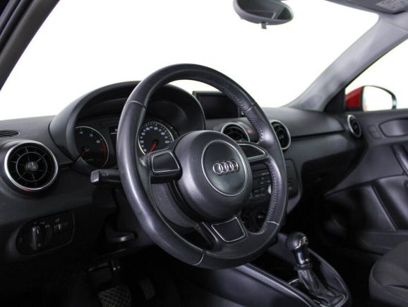 Audi A1, 1.4 л, Робот, 2012 фото 7