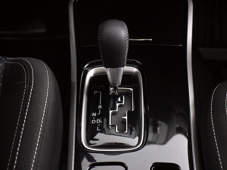 Mitsubishi Outlander, 2.0 л, Вариатор, 2020 фото 2