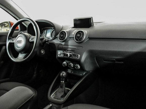 Audi A1, 1.4 л, Робот, 2015 фото 2