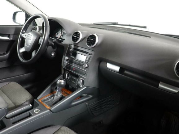 Audi A3, 1.6 л, Робот, 2009 фото 2