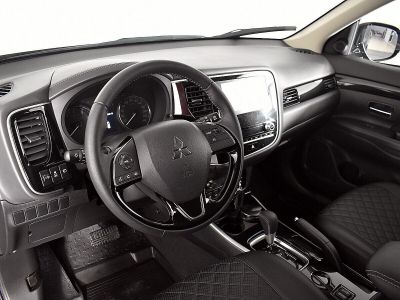 Mitsubishi Outlander, 2.0 л, CVT, 2020 фото 6