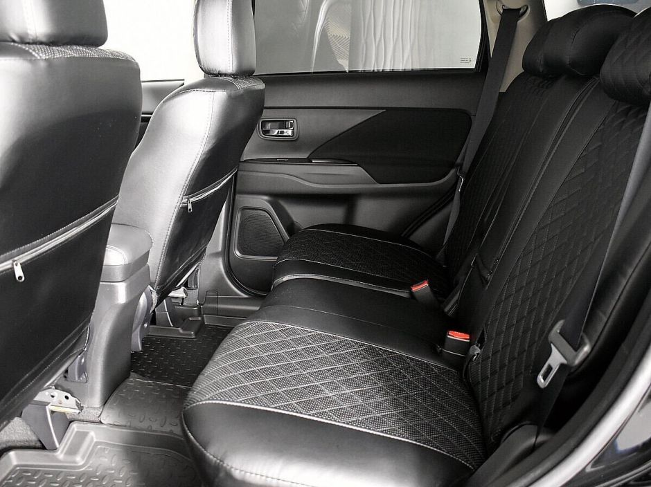 Mitsubishi Outlander, 2.0 л, Вариатор, 2020 фото 1