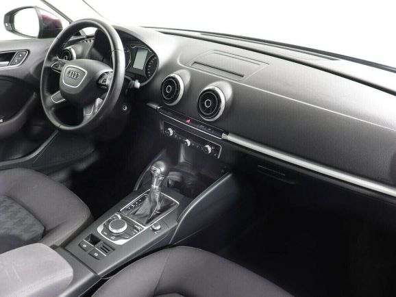 Audi A3, 1.4 л, Робот, 2014 фото 8