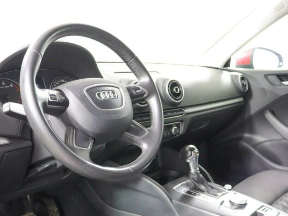 Audi A3, 1.4 л, Робот, 2014 фото 7