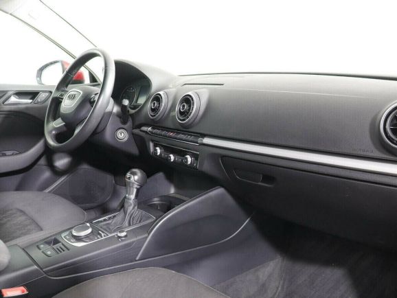 Audi A3, 1.4 л, Робот, 2014 фото 2