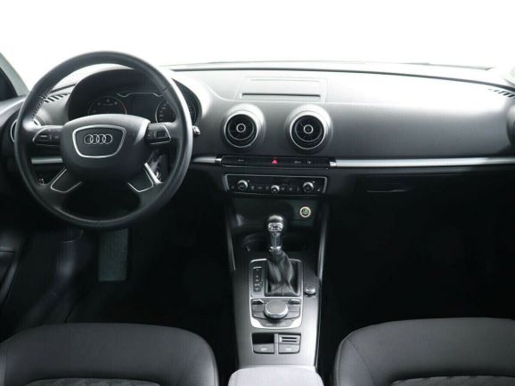 Audi A3, 1.4 л, Робот, 2013 фото 7
