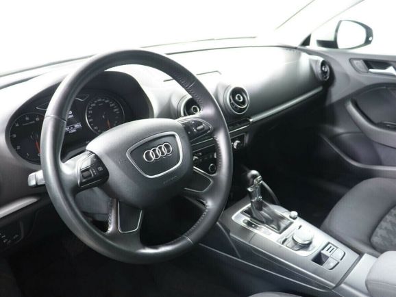 Audi A3, 1.4 л, Робот, 2013 фото 2