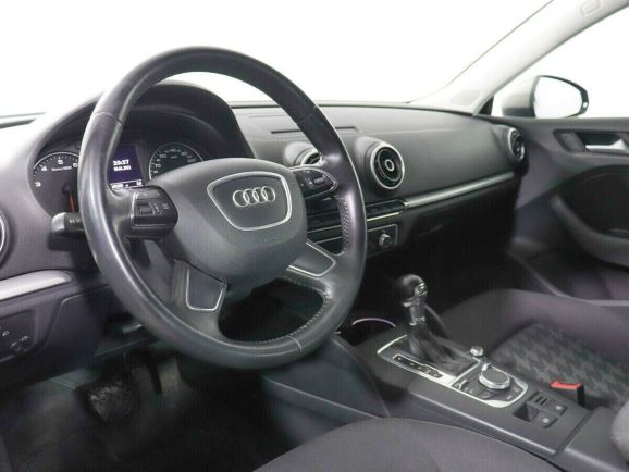 Audi A3, 1.4 л, Робот, 2015 фото 2