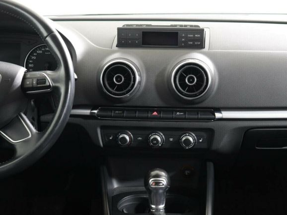 Audi A3, 1.4 л, Робот, 2014 фото 7