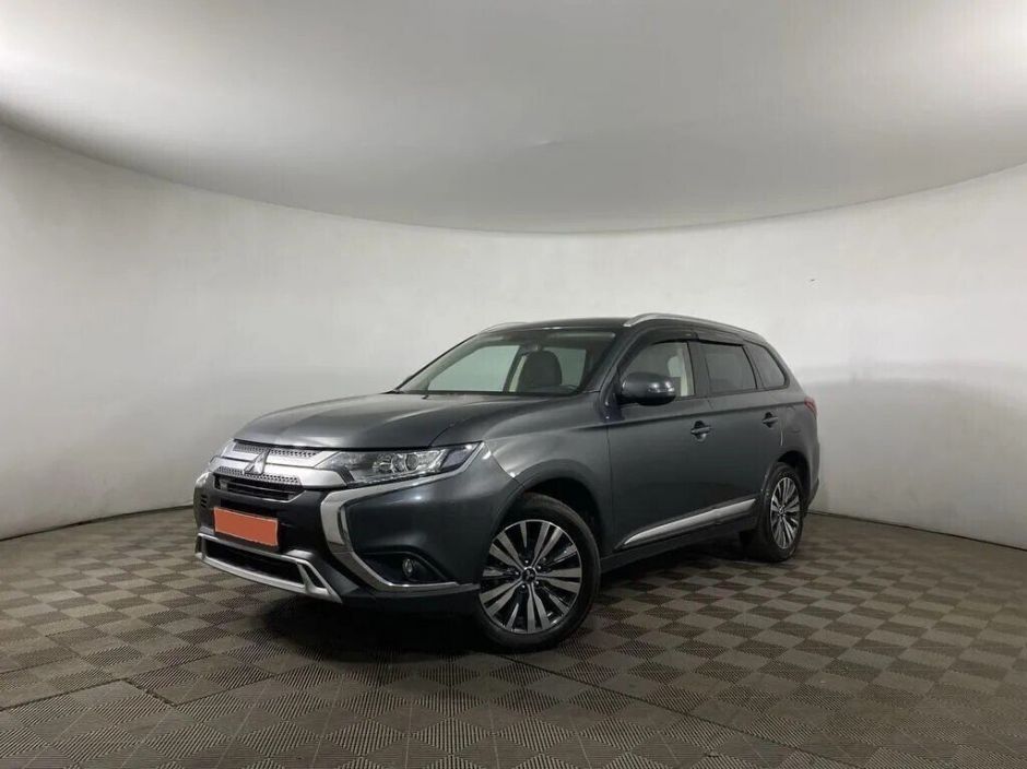 Mitsubishi Outlander, 2.0 л, Вариатор, 2020 фото 3