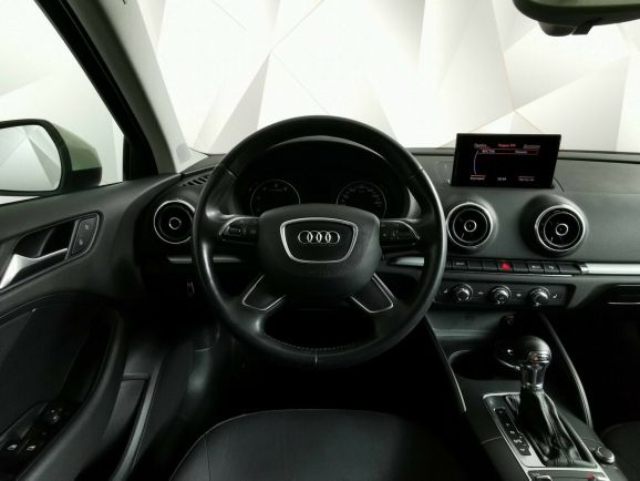 Audi A3, 2.0 л, Робот, 2018 фото 9