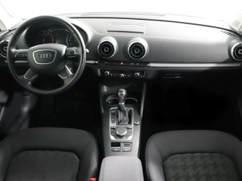 Audi A3, 2.0 л, РКПП, 2017 фото 8
