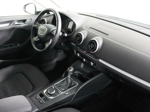 Audi A3, 2.0 л, Робот, 2017 фото 2