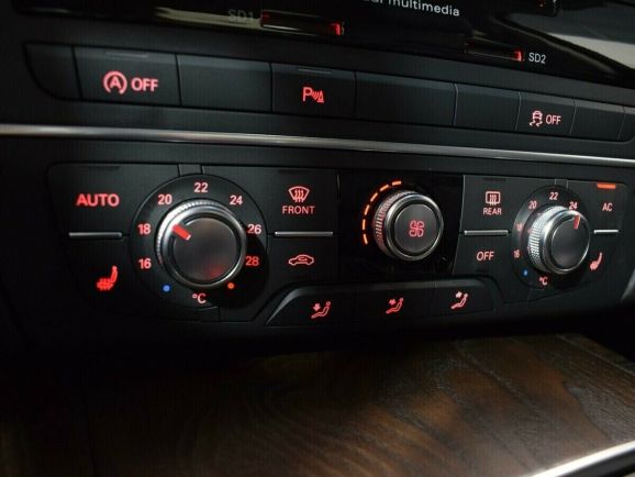 Audi A6, 2.0 л, Вариатор, 2012 фото 12