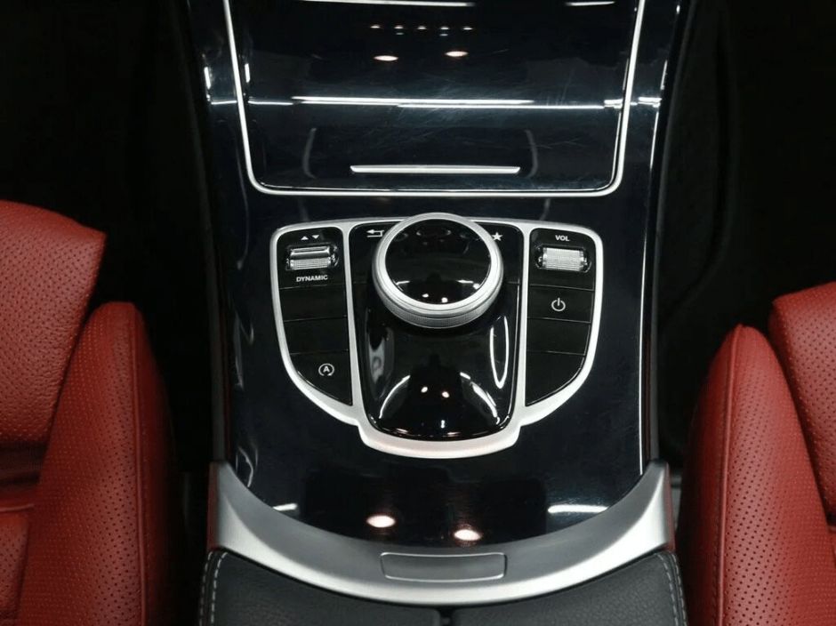 Mercedes-Benz C-Класс, 2.0 л, АТ, 2017 фото 9