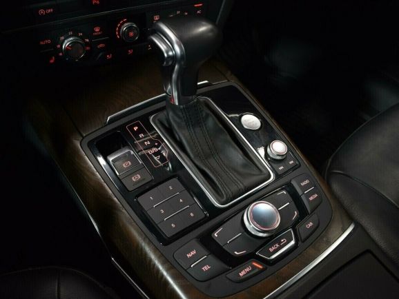 Audi A6, 2.8 л, Робот, 2011 фото 10