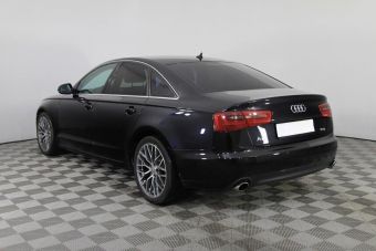 Audi A6, 2.8 л, РКПП, 2013 фото 5