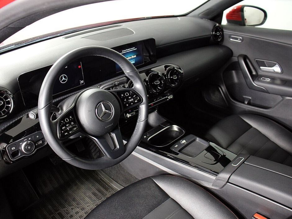 Mercedes-Benz A-Класс, 1.3 л, Робот, 2019 фото 6