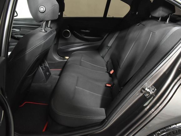 BMW 3 серии, 2.0 л, АТ, 2015 фото 1