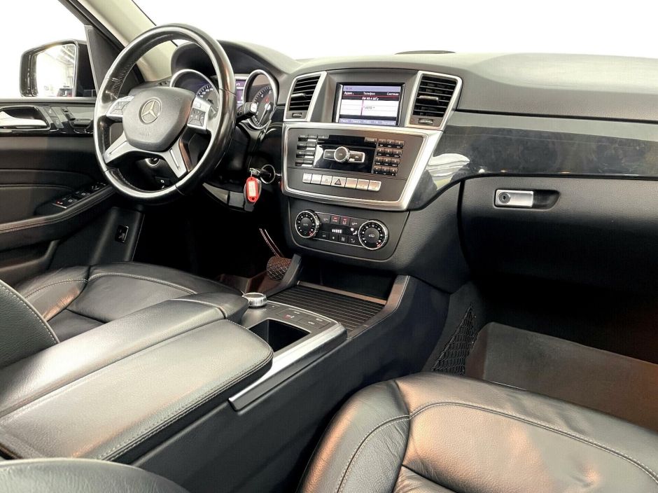 Mercedes-Benz M-Класс, 3.5 л, АТ, 2012 фото 16