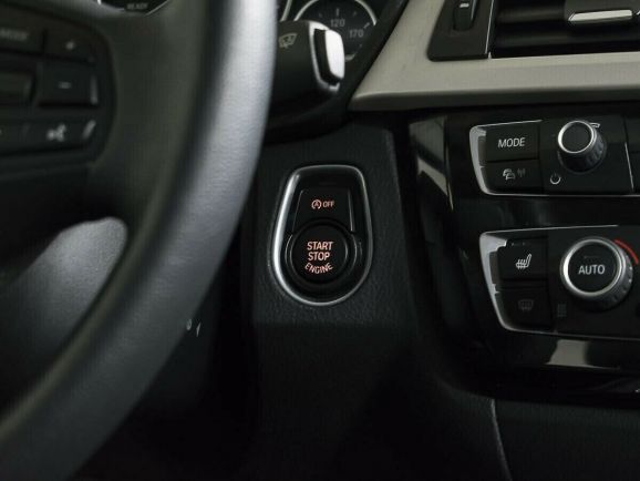 BMW 3 серии, 2.0 л, АТ, 2014 фото 12