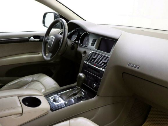 Audi Q7, 3.0 л, АТ, 2009 фото 8