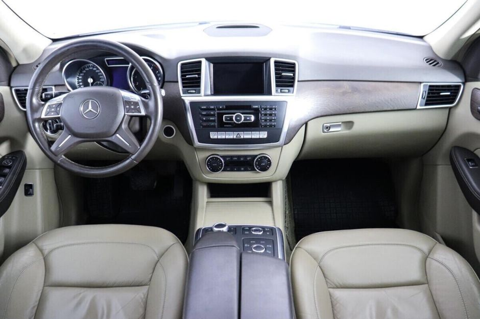 Mercedes-Benz M-Класс, 3.5 л, АТ, 2013 фото 9