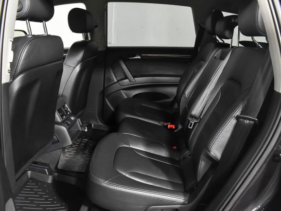 Audi Q7, 3.0 л, АТ, 2011 фото 1
