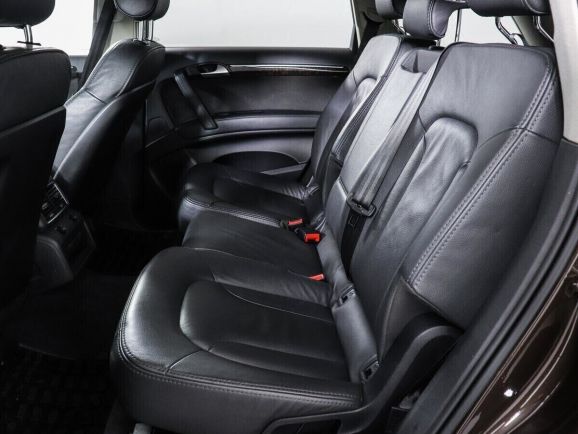 Audi Q7, 3.0 л, АТ, 2012 фото 1