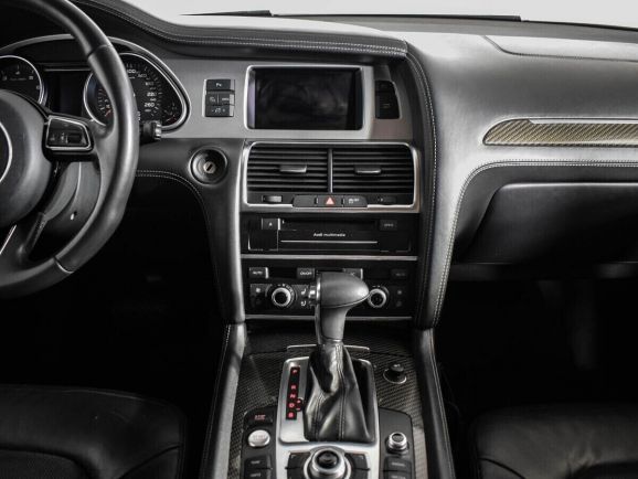 Audi Q7, 3.0 л, АТ, 2012 фото 2