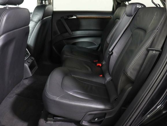 Audi Q7, 3.0 л, АТ, 2010 фото 1