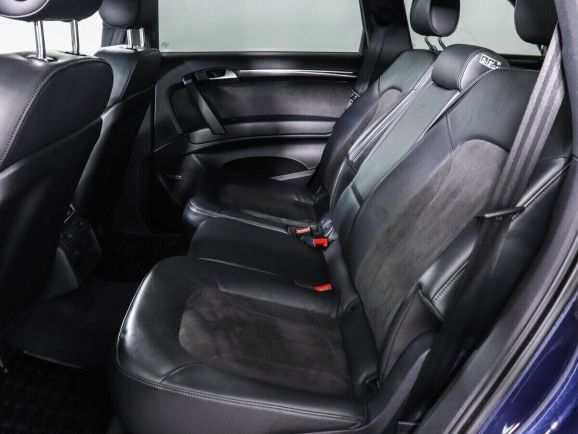 Audi Q7, 3.0 л, АТ, 2012 фото 1
