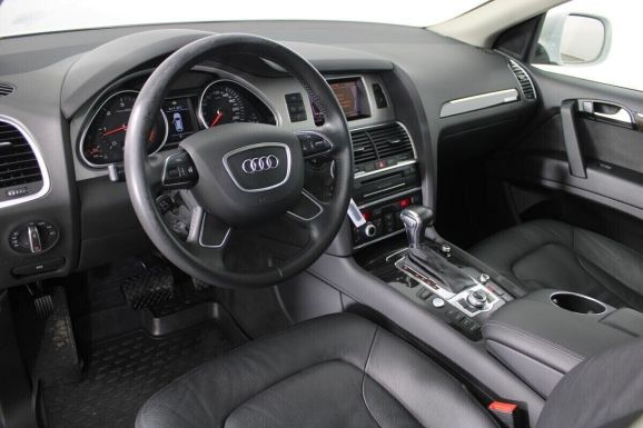 Audi Q7, 3.0 л, АТ, 2013 фото 8