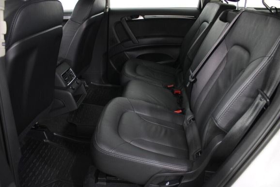 Audi Q7, 3.0 л, АТ, 2013 фото 1