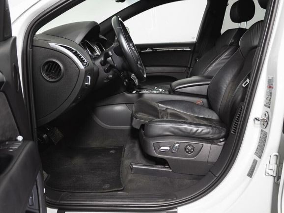 Audi Q7, 3.0 л, АТ, 2015 фото 8