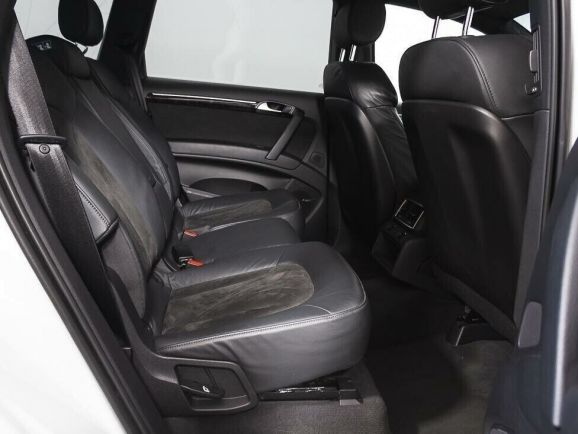 Audi Q7, 3.0 л, АТ, 2015 фото 1